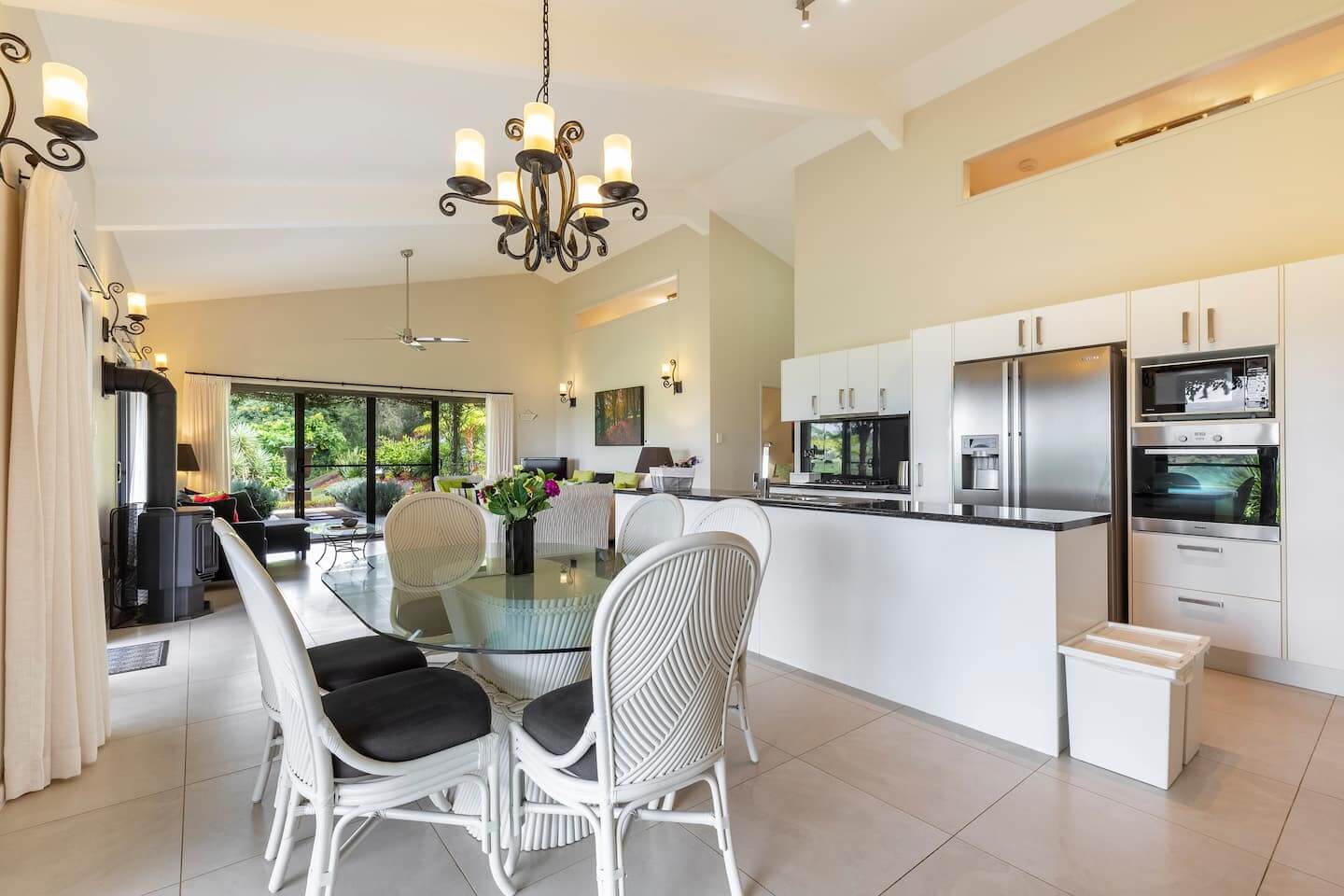 0b6da58b-8c26-4e0e-96f5-660ef55759df