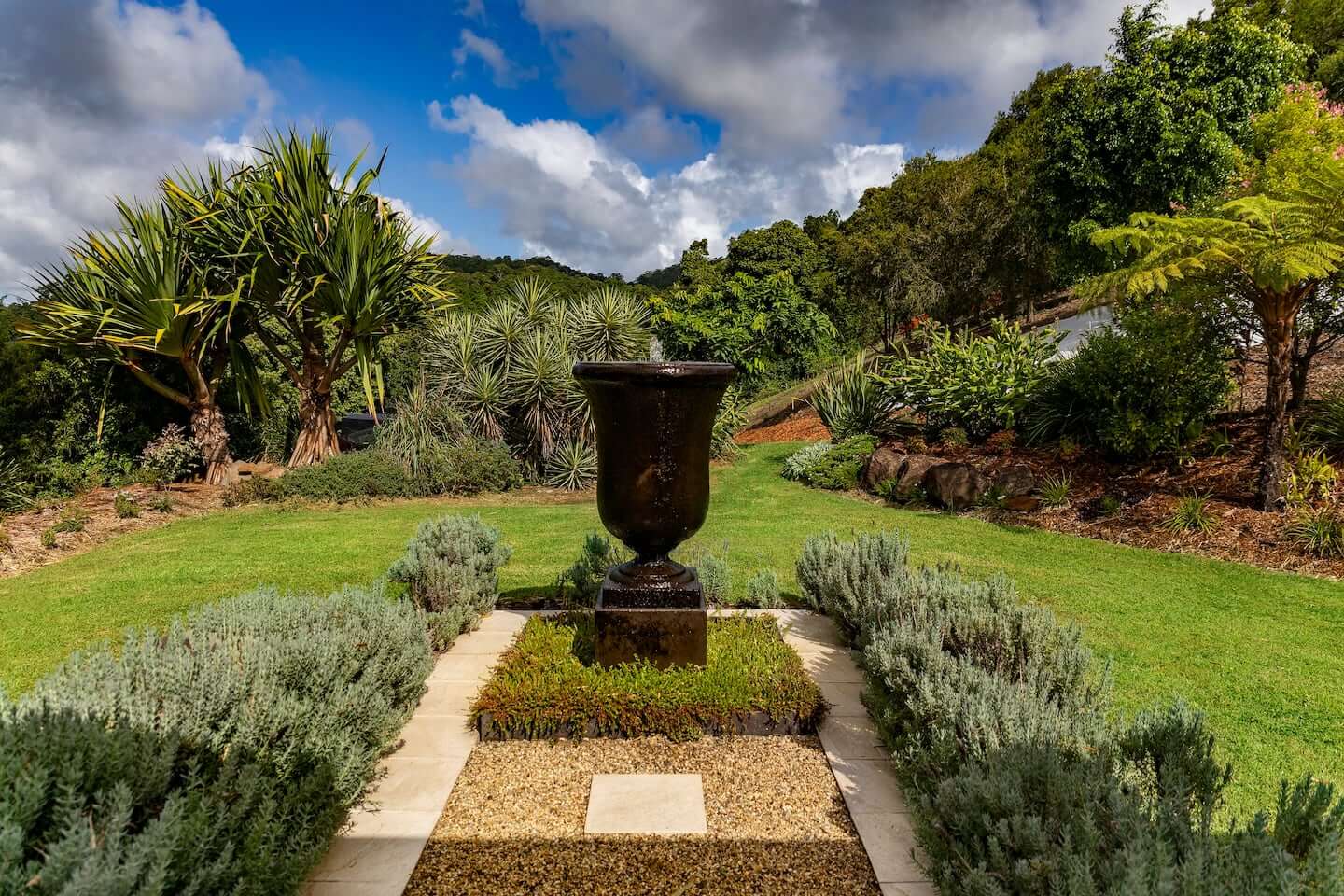 1aa72db1-c91e-41c5-b739-b30b45f1f5e6